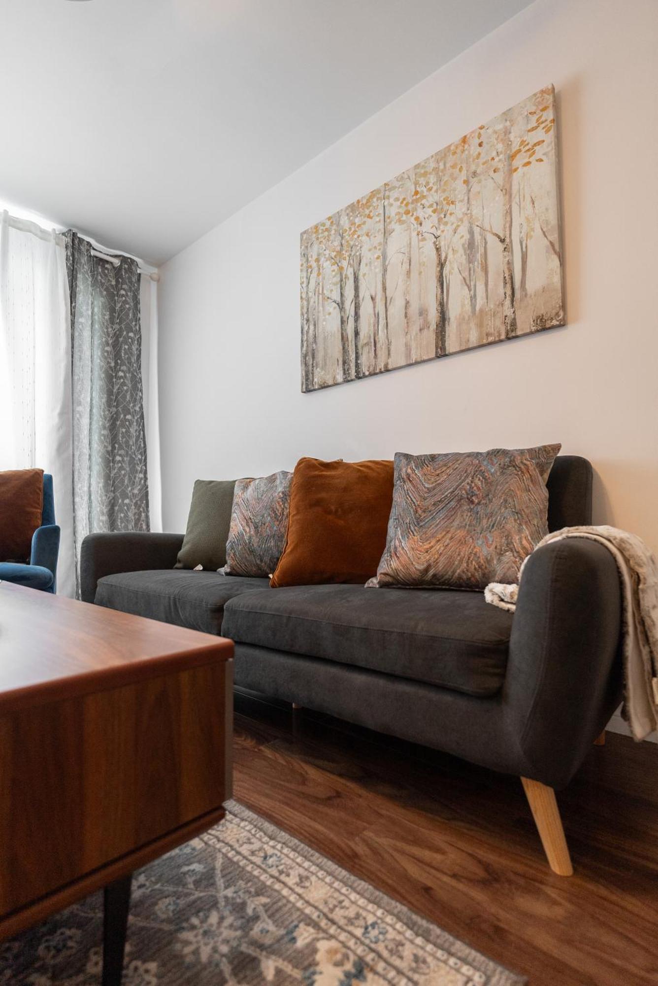 Comfortable Spacious House With Parking Brossard Eksteriør bilde