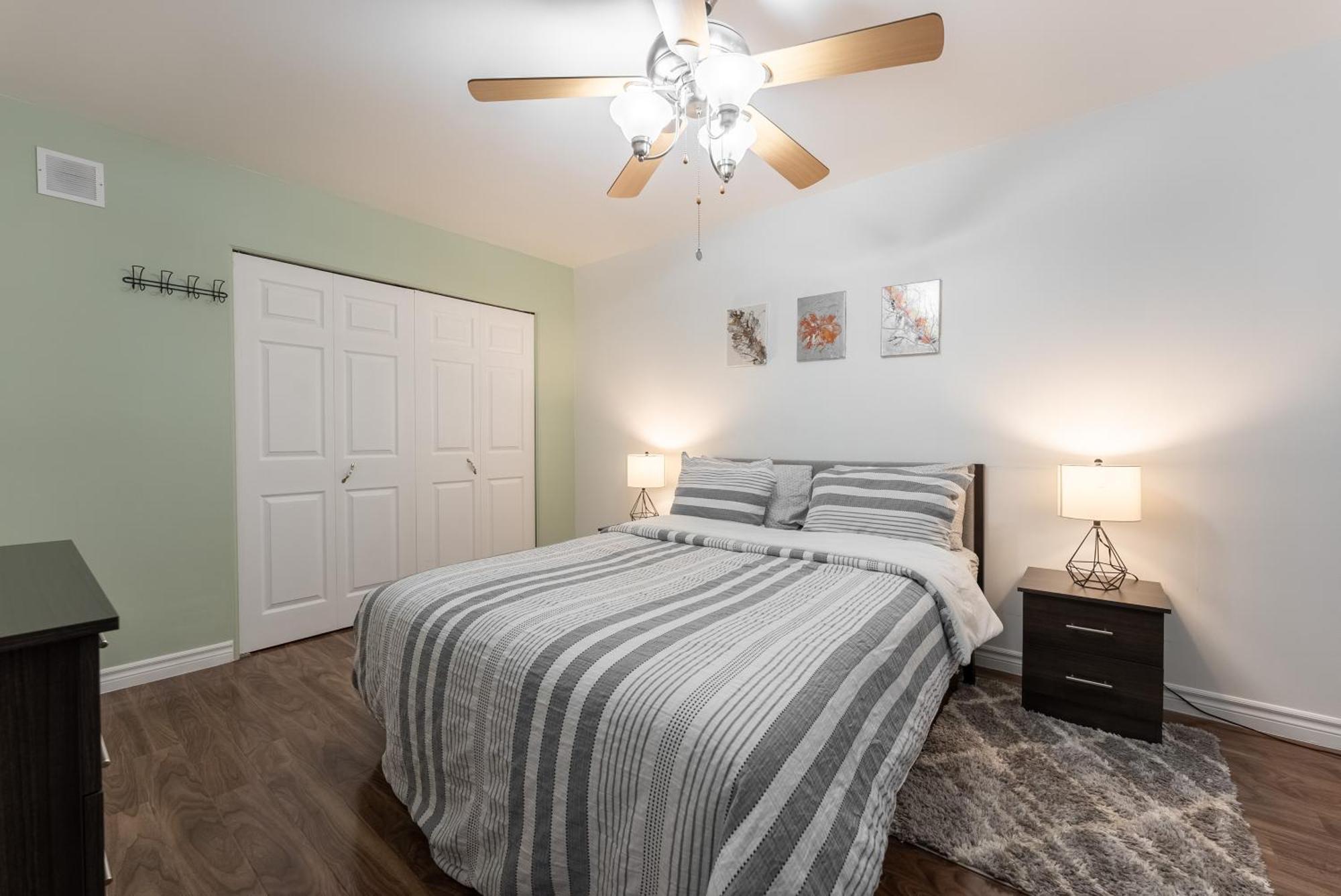 Comfortable Spacious House With Parking Brossard Eksteriør bilde