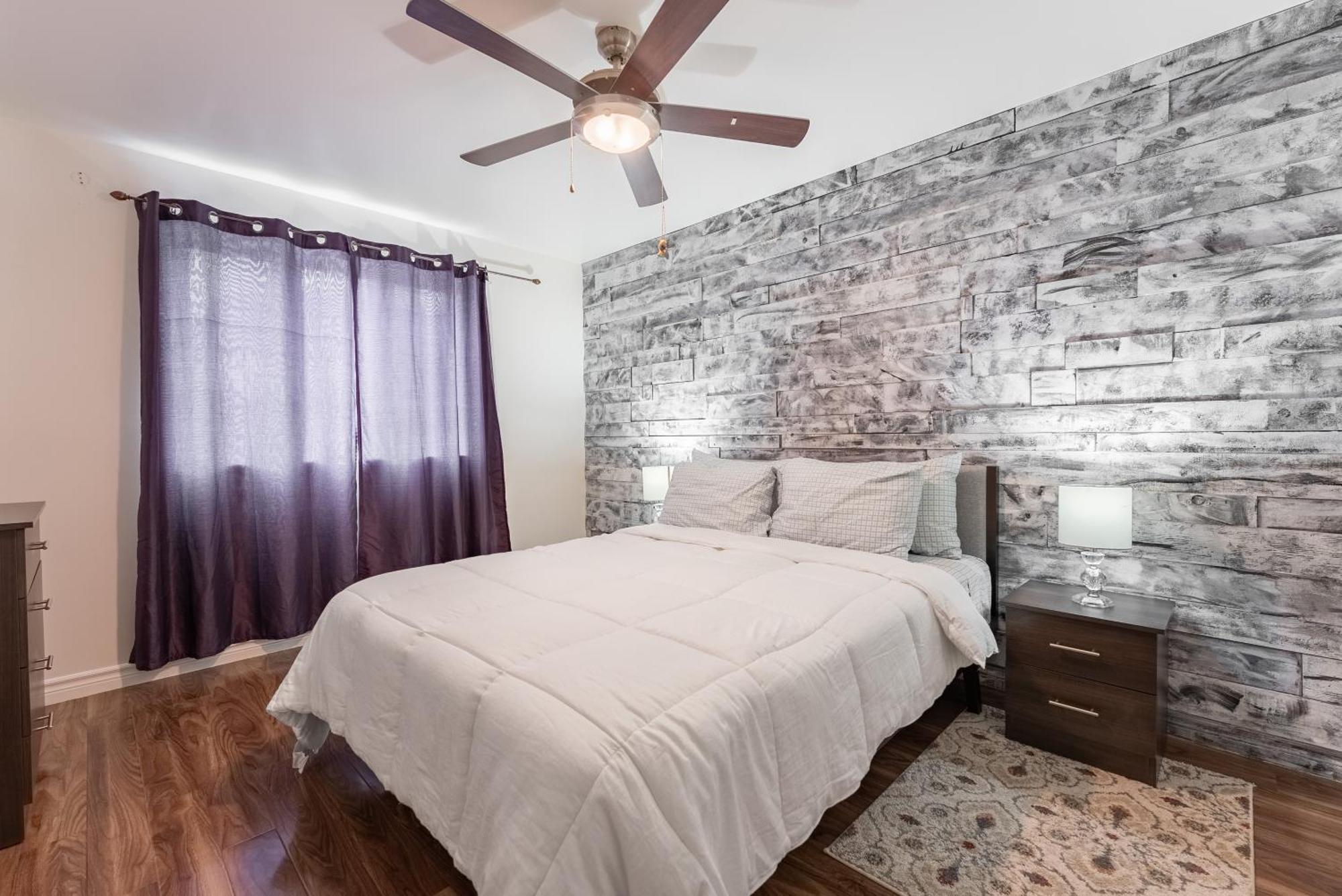 Comfortable Spacious House With Parking Brossard Eksteriør bilde