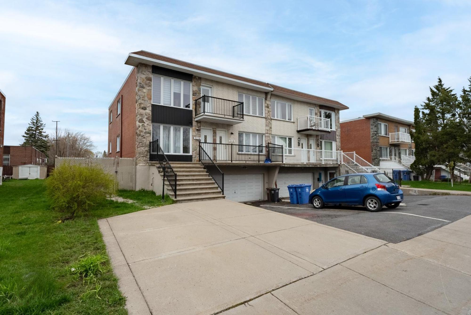 Comfortable Spacious House With Parking Brossard Eksteriør bilde